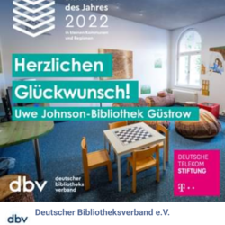 Post der Facebookseite des Deutschen Bibliotheksverbandes mit dem Glückwunsch an die Uwe Johnson-Bibliothek mit einem Bild aus der LeseWerkStatt der Bibliothek als Hintergrund; Foto: C. Sternhagen
