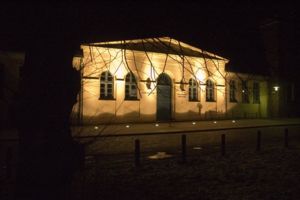 Uwe Johnson-Bibliothek bei Nacht, (c) Christoph Nahr